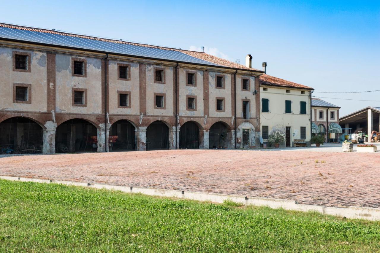 Agriturismo Lecolombare نوغارول روكّا المظهر الخارجي الصورة